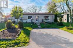 246 SOUTHWINDS COURT | Grand Bend Ontario | Slide Image Thirty-three