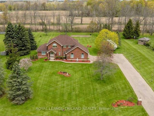 42720 MEADOW WOOD LANE Central Elgin Ontario, N0L 2L0 - 4 Bedrooms Home For Sale