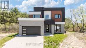 204 MERRITT COURT | Parkhill Ontario | Slide Image One
