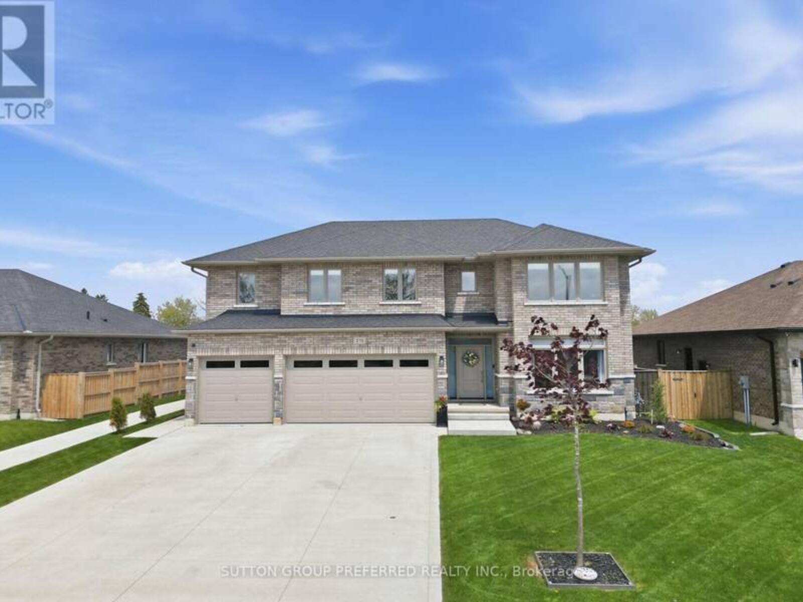 215 LEITCH STREET, Dutton-Dunwich, Ontario N0L 1J0