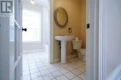 571 DUFFERIN AVENUE | London Ontario | Slide Image Nine
