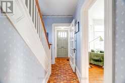 521 UPPER QUEEN STREET | London Ontario | Slide Image Six