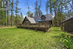 1003 CHIPPAWA LANE | Gravenhurst Ontario | Slide Image Forty