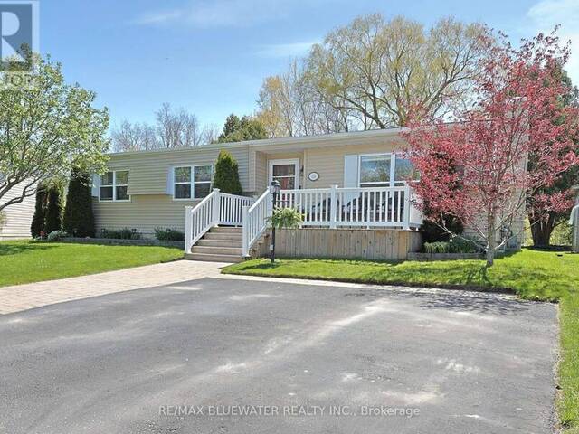 350 SHANNON BOULEVARD Grand Bend Ontario, N0M 1T0 - 2 Bedrooms Home For Sale