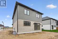 34 POSTMA CRESCENT | North Middlesex Ontario | Slide Image Thirty
