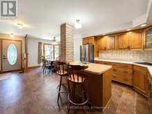 1863 HERBERT AVENUE | London Ontario | Slide Image Eight