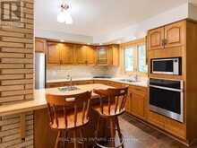 1863 HERBERT AVENUE | London Ontario | Slide Image Nine