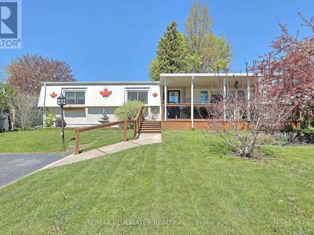 227 PEBBLE BEACH PARKWAY Grand Bend Ontario, N0M 1T0 - 2 Bedrooms Home For Sale