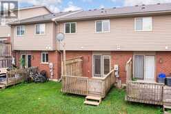 18 - 780 FANSHAWE PARK ROAD E | London Ontario | Slide Image Thirty-eight