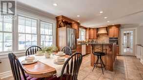 2416 SUNNINGDALE ROAD W | London Ontario | Slide Image Eight
