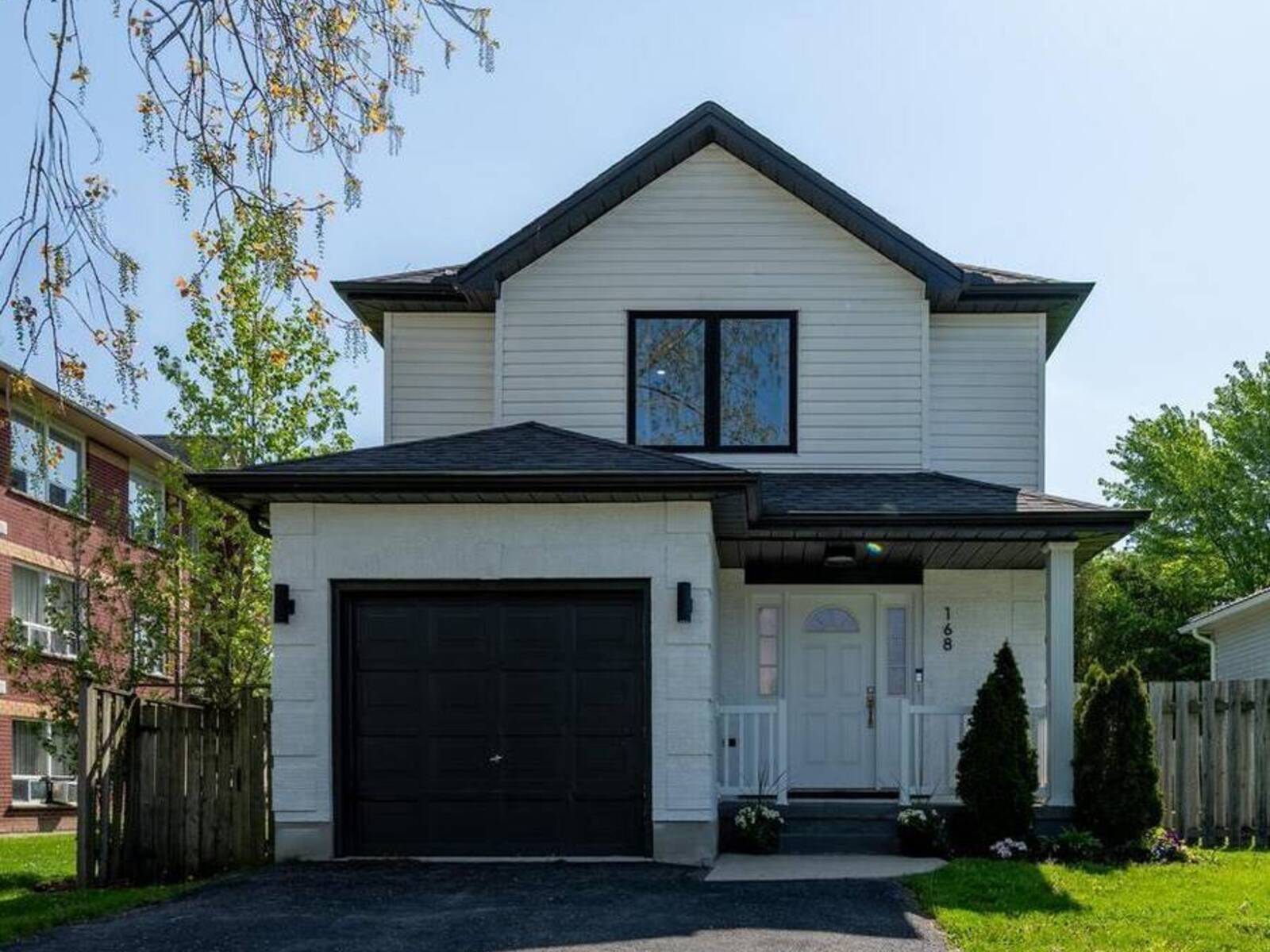 168 GIBSON CRESCENT, Lucan Biddulph, Ontario N0M 2J0