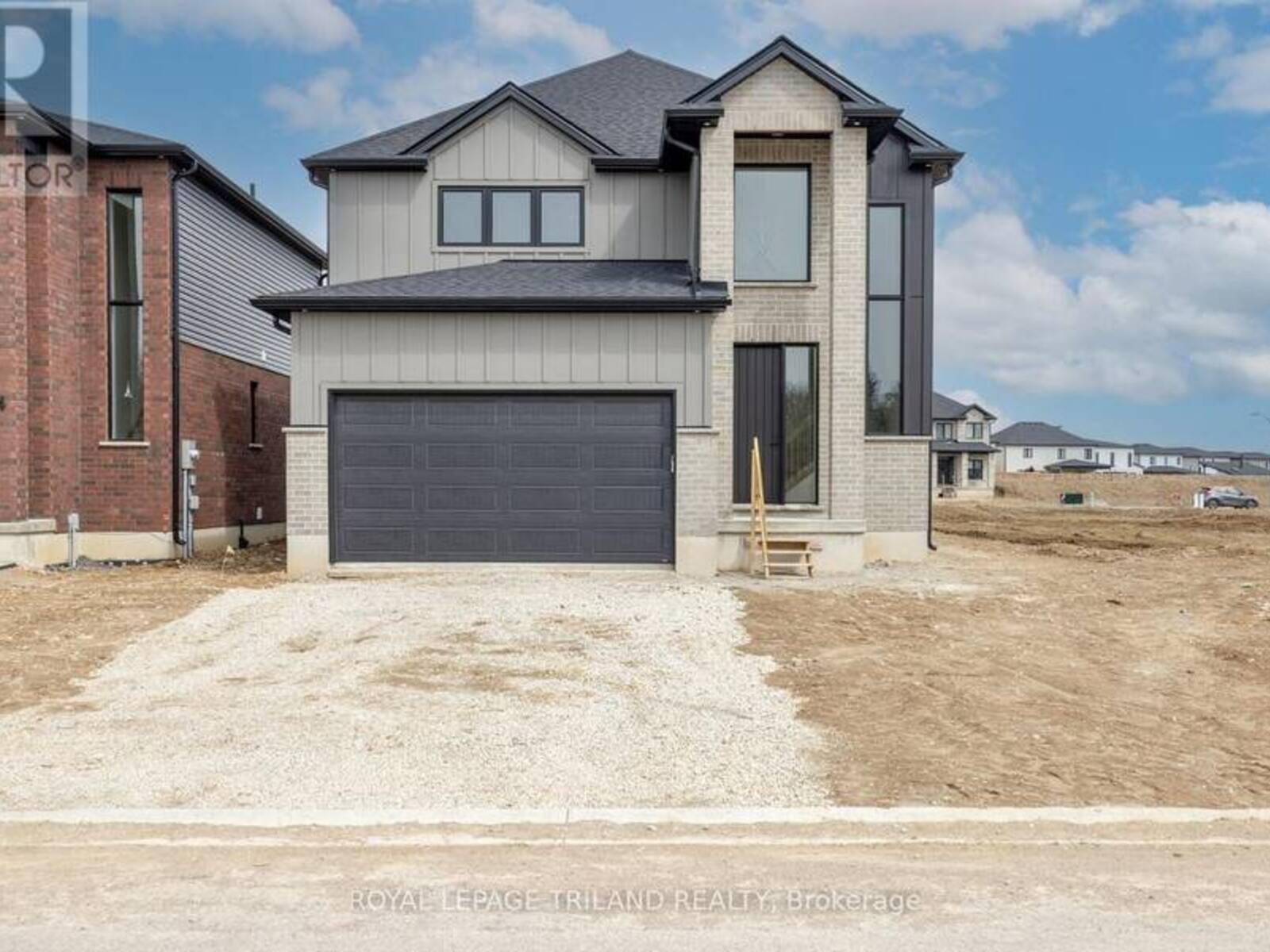 47 ALLISTER DRIVE, Komoka, Ontario N0L 1R0