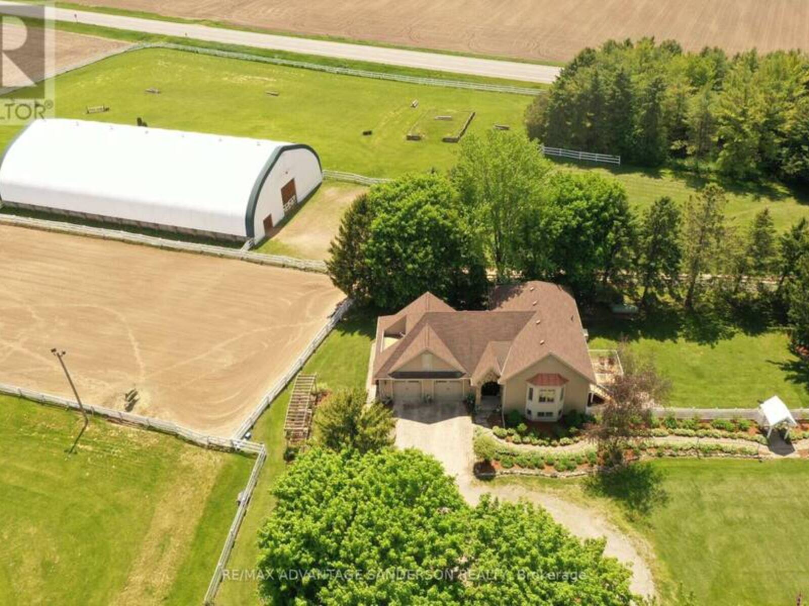 4099 MCINTOSH DRIVE, Parkhill, Ontario N0M 2K0