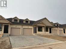 32 DEARING DRIVE | Grand Bend Ontario | Slide Image Four