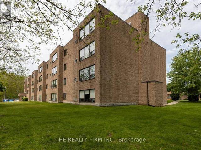 207 - 220 DUKE STREET Strathroy-Caradoc Ontario, N7G 1S3 - 2 Bedrooms Condo For Sale