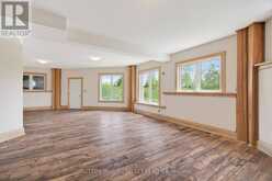 21170 MAYFAIR ROAD | Strathroy-Caradoc Ontario | Slide Image Thirty