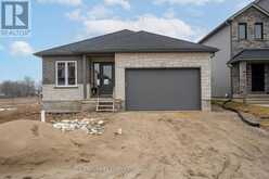 125 ADDISON AVENUE | Lucan Biddulph Ontario | Slide Image Three