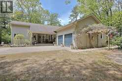 10419 PINETREE DRIVE | Grand Bend Ontario | Slide Image Seven