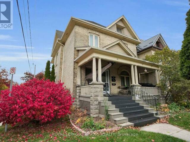 40 METCALFE STREET St. Thomas Ontario, N5R 3K2 - 5 Bedrooms Home For Sale