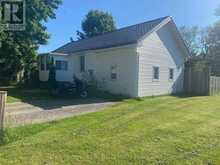 9 PRINCE ALBERT STREET | Strathroy-Caradoc Ontario | Slide Image Two
