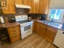 9 PRINCE ALBERT STREET | Strathroy-Caradoc Ontario | Slide Image Ten