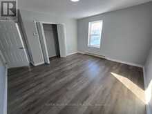 453 BATHURST STREET | London Ontario | Slide Image Seven