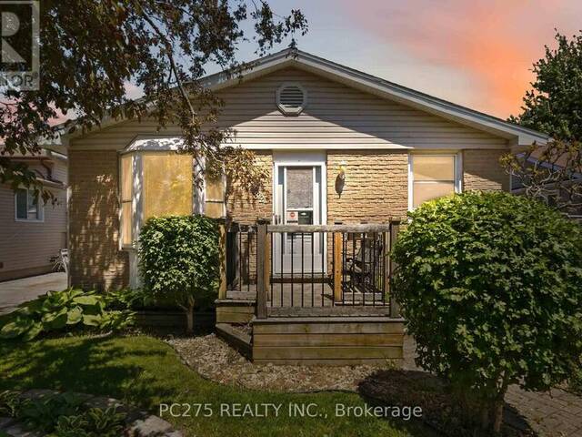 82 MURIEL CRESCENT London Ontario, N6E 2K5 - 2 Bedrooms Home For Sale