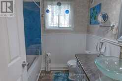 239 SOUTHWIND COURT | Grand Bend Ontario | Slide Image Nine