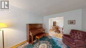 43 WALMER GARDENS | London Ontario | Slide Image Eleven