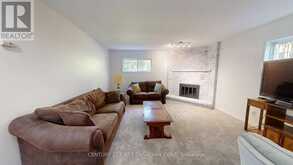 43 WALMER GARDENS | London Ontario | Slide Image Thirty-three