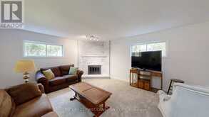 43 WALMER GARDENS | London Ontario | Slide Image Thirty-four