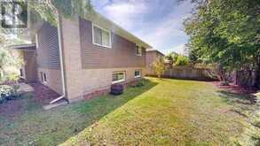 43 WALMER GARDENS | London Ontario | Slide Image Forty-eight