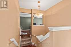 258 SOUTH LEAKSDALE CIRCLE | London Ontario | Slide Image Seventeen