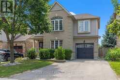 258 SOUTH LEAKSDALE CIRCLE | London Ontario | Slide Image One