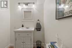 258 SOUTH LEAKSDALE CIRCLE | London Ontario | Slide Image Thirty-three