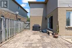 258 SOUTH LEAKSDALE CIRCLE | London Ontario | Slide Image Thirty-seven