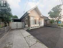 1169 OXFORD STREET E | London Ontario | Slide Image Three