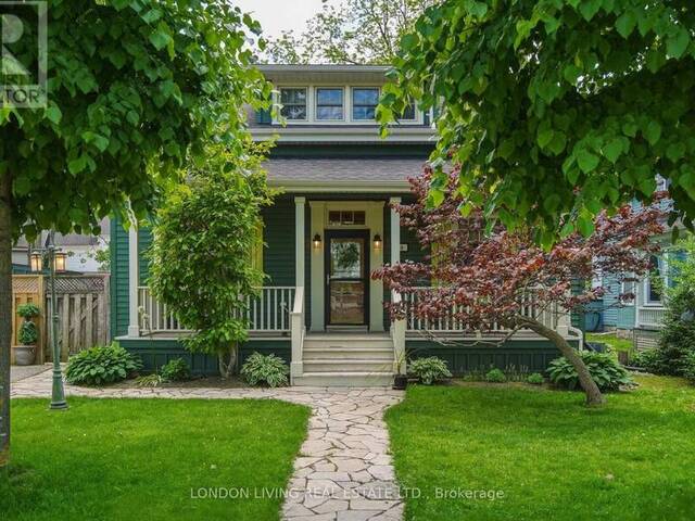 24 CENTRE STREET St. Thomas Ontario, N5R 2Z2 - 3 Bedrooms Home For Sale