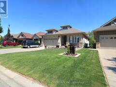 5 CHERRY BLOSSOM LANE St. Thomas Ontario, N5R 1L2
