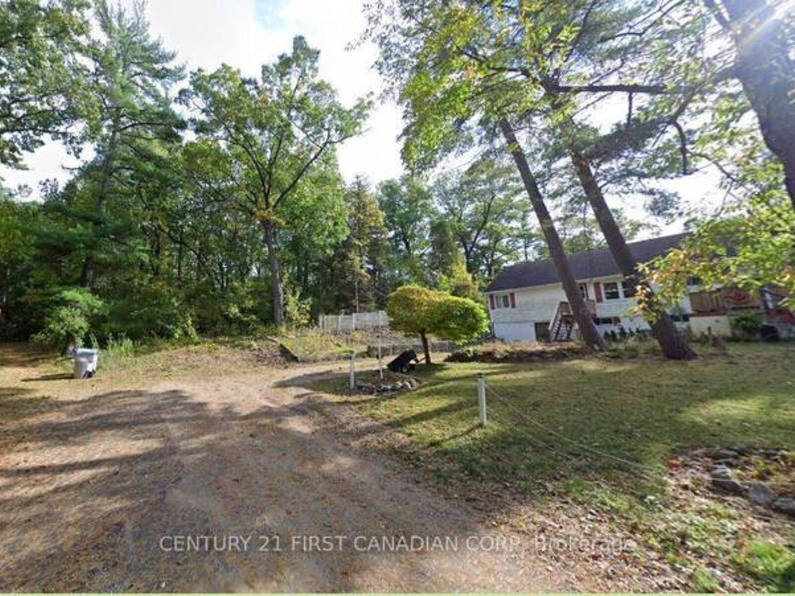 7619 CHESTER TRAIL, Lambton Shores, Ontario N0M 2L0