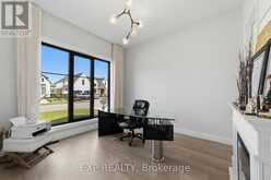 113 EDGEWATER BOULEVARD | Komoka Ontario | Slide Image Eighteen