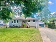 29 YORK STREET Aylmer Ontario, N5H 2G8