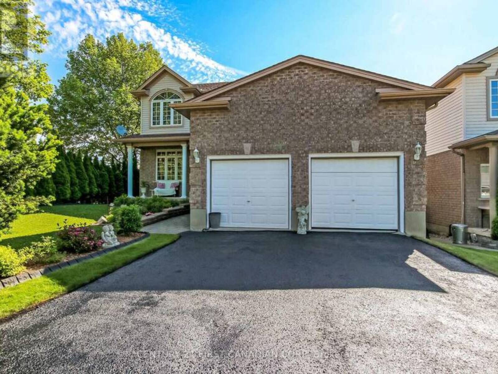 2200 BLACKWATER ROAD, London, Ontario N5X 4K2