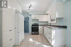230 CAIRN STREET | London Ontario | Slide Image Sixteen