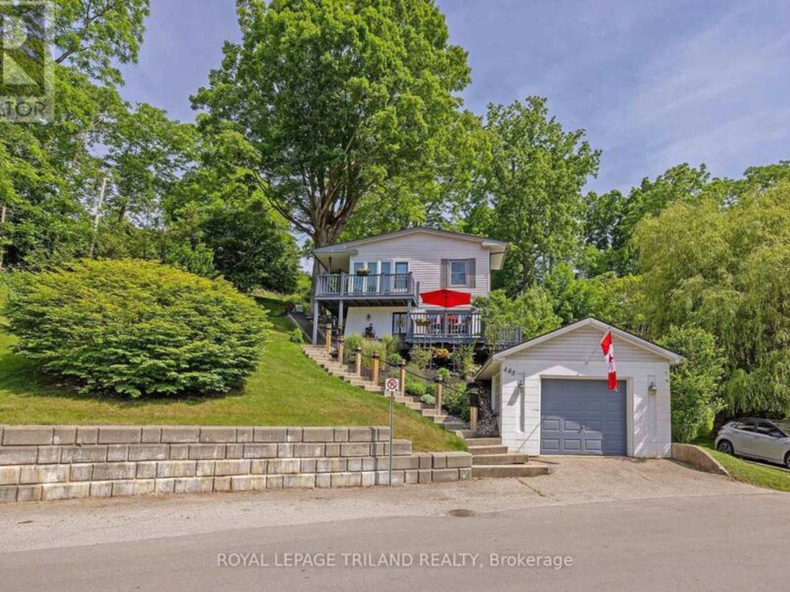 485 VALLEY STREET, Port Stanley, Ontario N5L 1G5