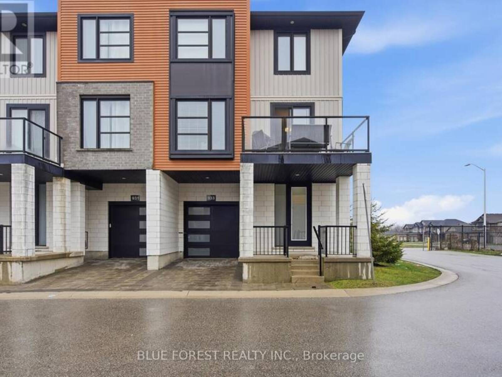 933 SARNIA ROAD, London, Ontario N6H 0J7
