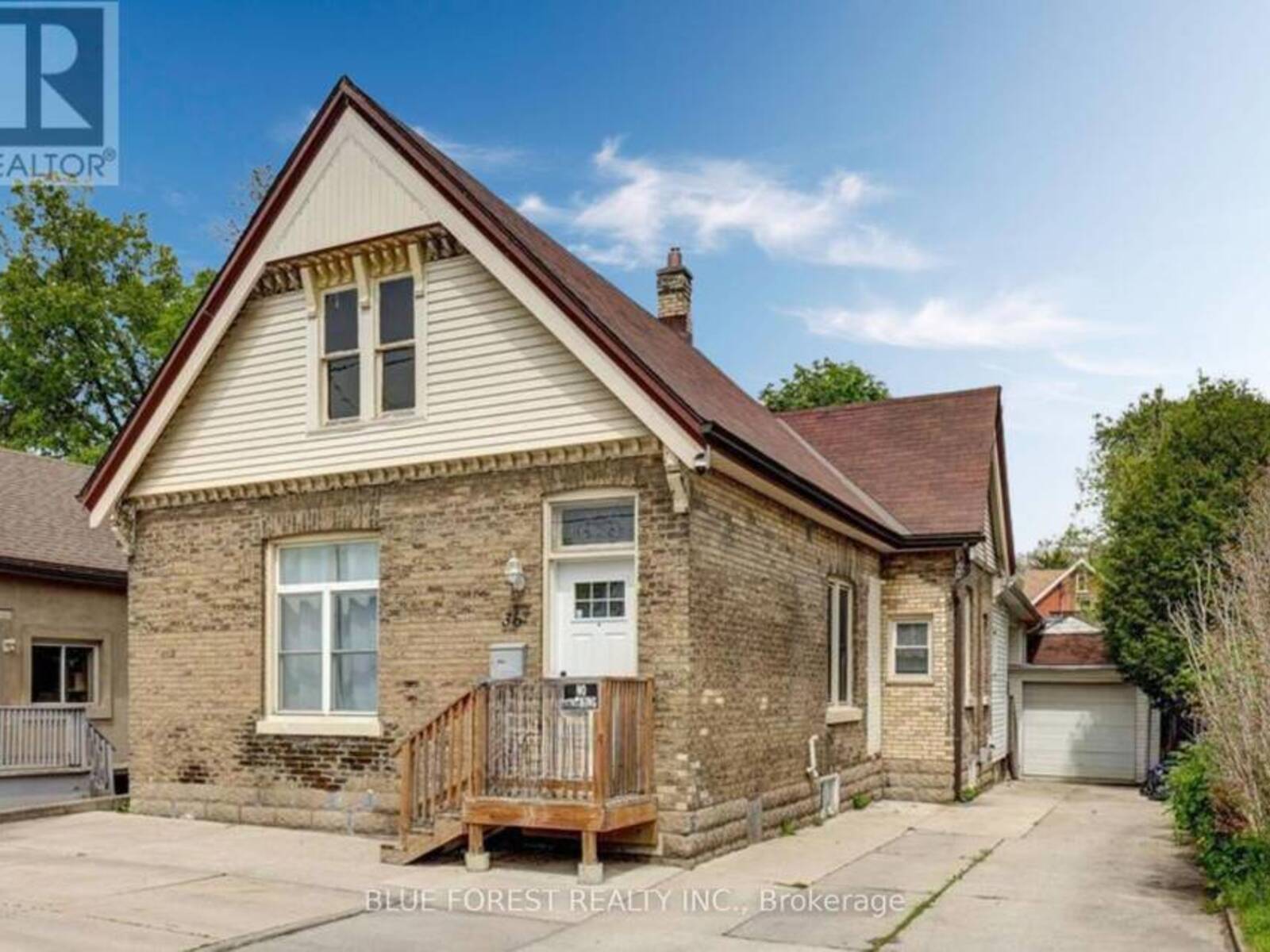 36 ADELAIDE STREET S, London, Ontario N5Z 3K2