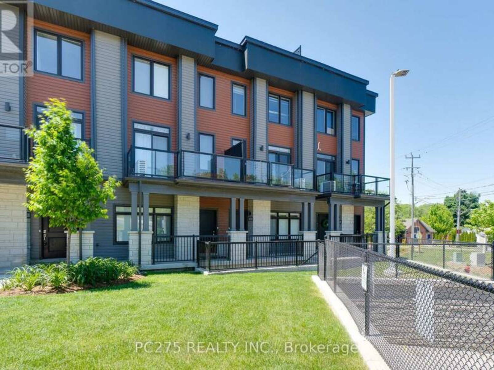 34 - 2 WILLOW STREET, Paris, Ontario N3L 0K7