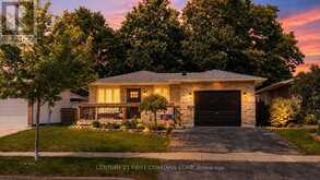 764 CLASSIC DRIVE | London Ontario | Slide Image One