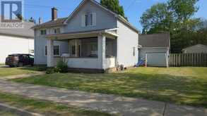 54 SOUTH STREET W | Aylmer Ontario | Slide Image Five